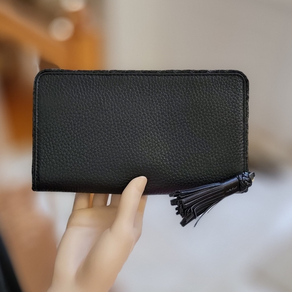 ⚠️LAST 1⚠️ Tory Burch Taylor Zip LG Wallet Black - Picture 2 of 10